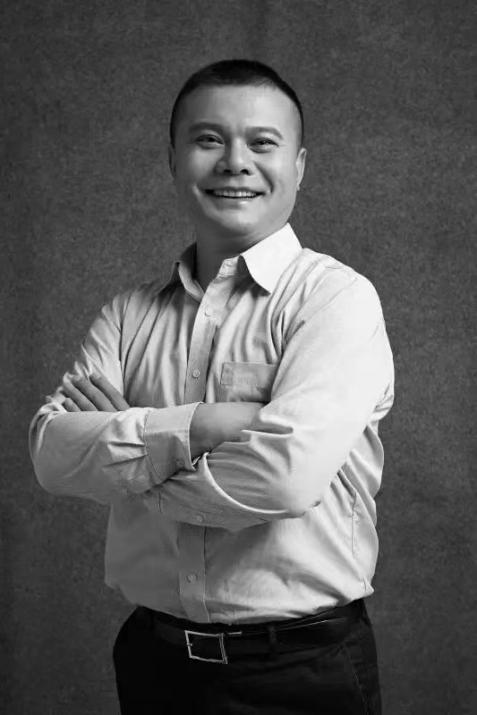 李炤鋆